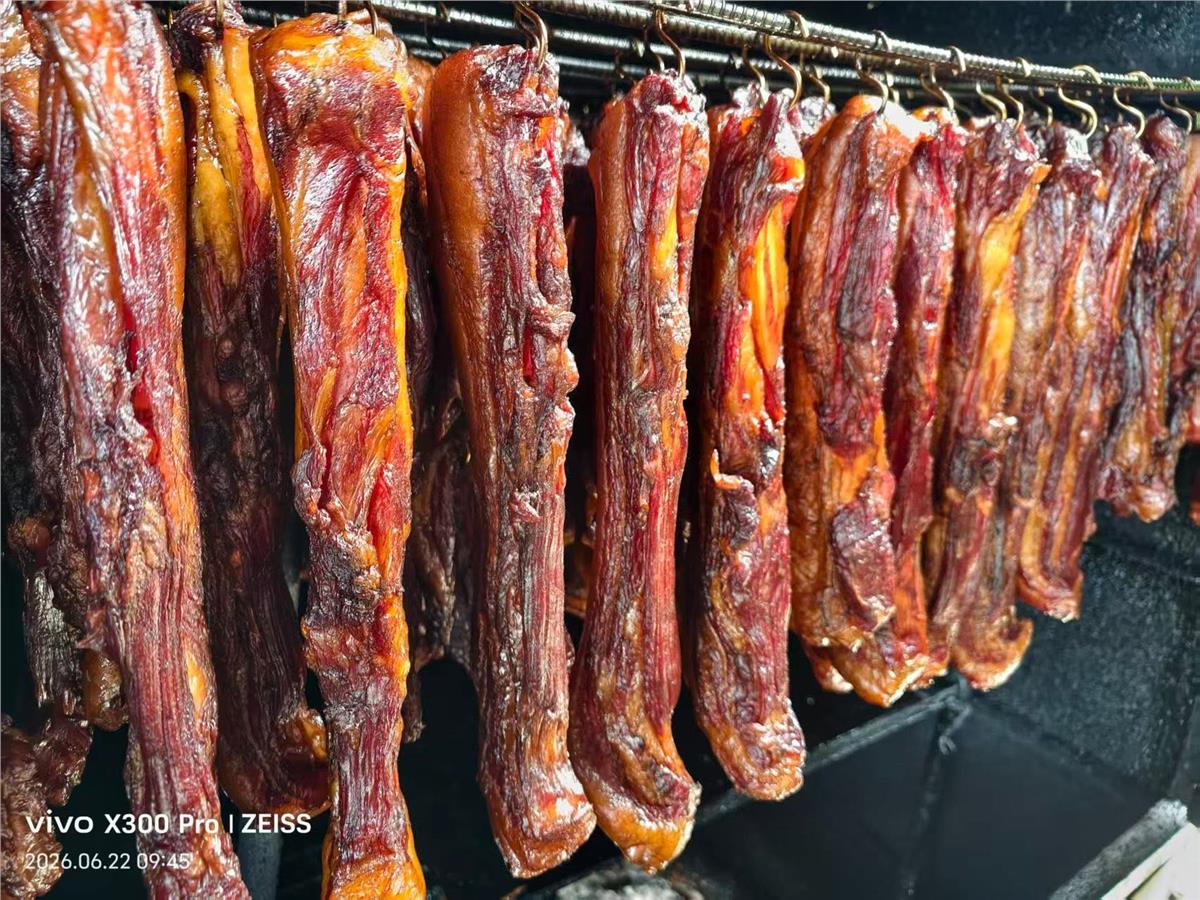 🥓【出發前回饋｜前腿臘肉 1斤只要360元】❤️